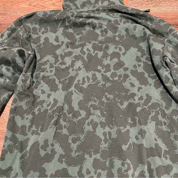 💙 Gymshark Green Camouflage Woman’s Hoodie Small - Picture 5 of 6